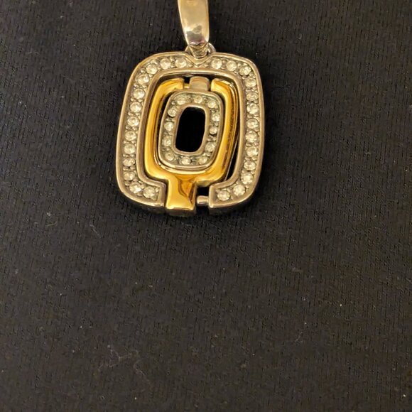 Lia Sophia Flip Out Pendant - Picture 1 of 4